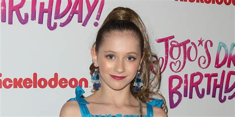 how old is elliana from dance moms how does elliana's age affect her dancing career?